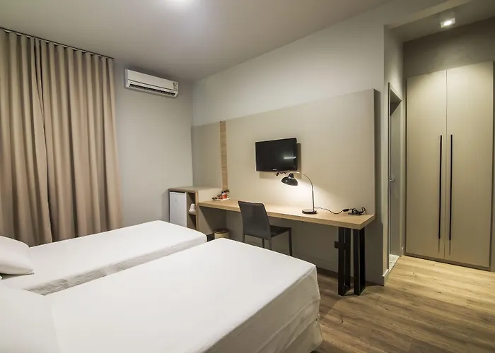 Jr Hotel